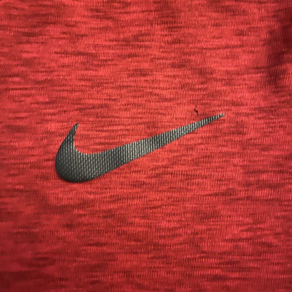 Nike Training T Shirt Red - Sz L - Picture 2 of 3